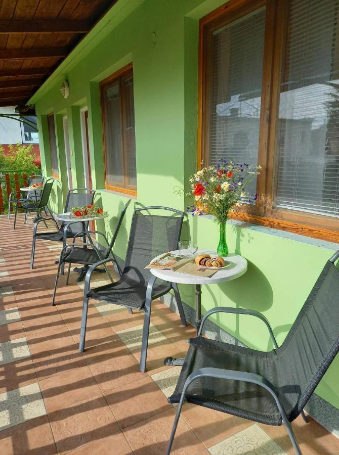 Afrodita Hotel Štúrovo Exterior foto
